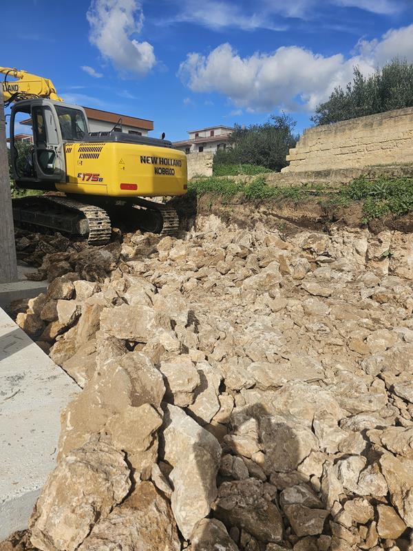 Certa Scavi Sciacca lavori edili civili e industriali e trasporti conto terzi